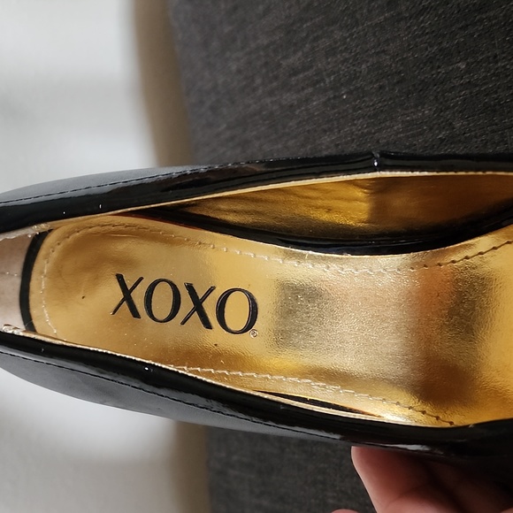 Xoxo Pumps - Picture 4 of 10